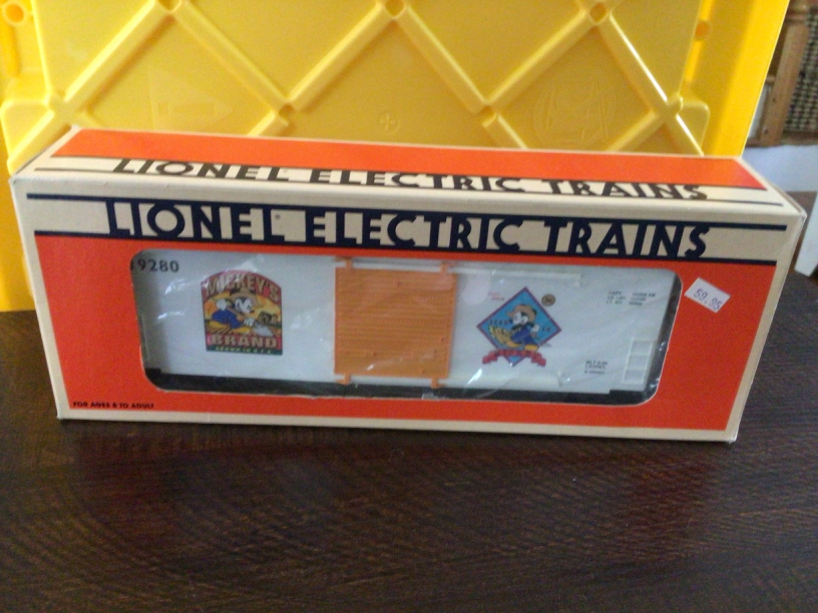 LIONEL DISNEY 1991-1996 MICKEY MOUSE EXPRESS 10 PIECE O/027-GAUGE TRAIN SET C-8