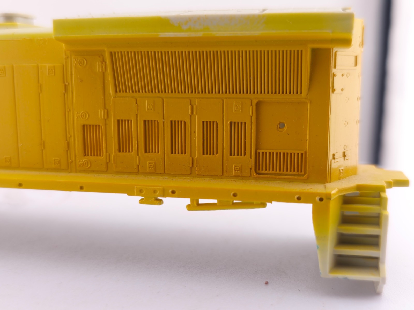 *READ* Rail Power Products? RPP HO Scale GE Dash 8-40W Locomotive Shell ONLY