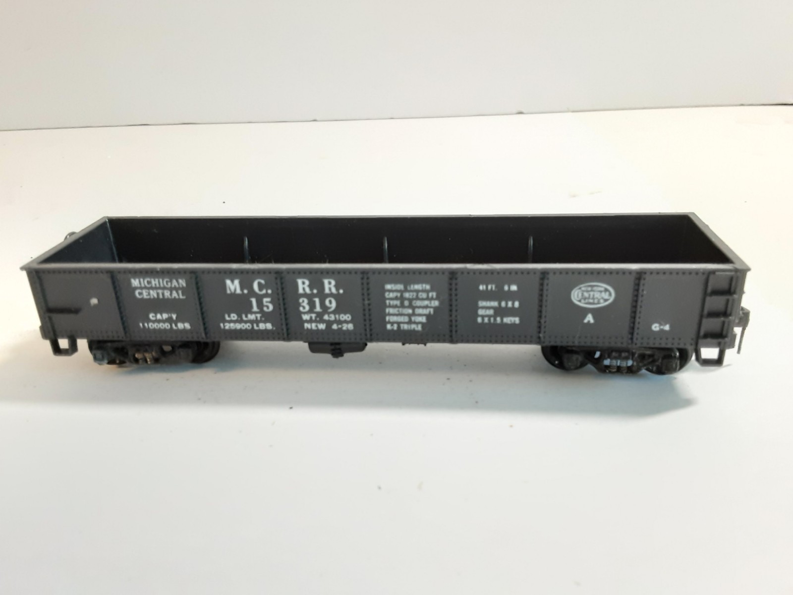 Vtg Lot Of 6 Box Cars, Tanker Cars, Flat Cars, Gondola See Description (3)