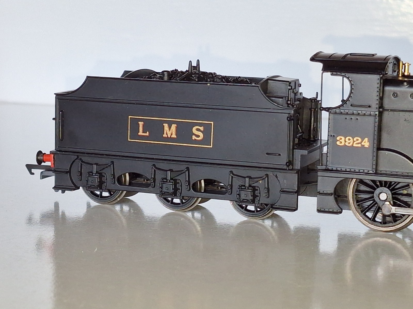 Hornby R30221 DCC Fitted. The Railway Children. Excellent Cond. OO Scale. Boxed.