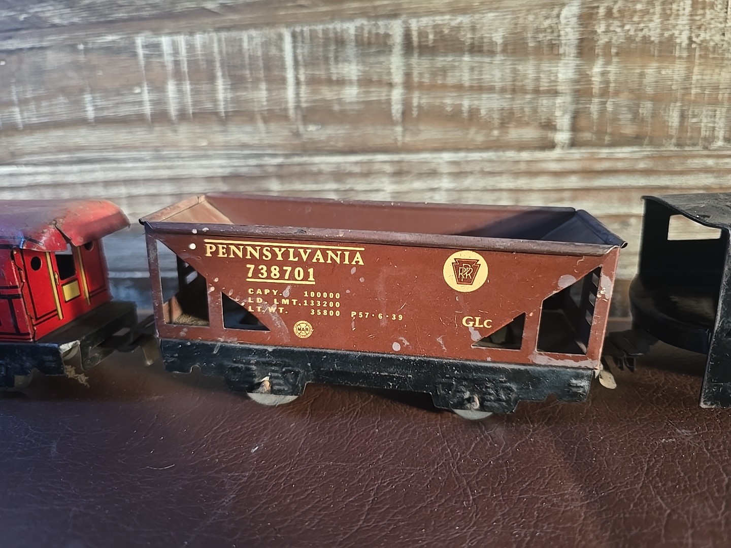 Vintage Marx Wind up locomotive O Gauge New York Central USA + 2 Cars