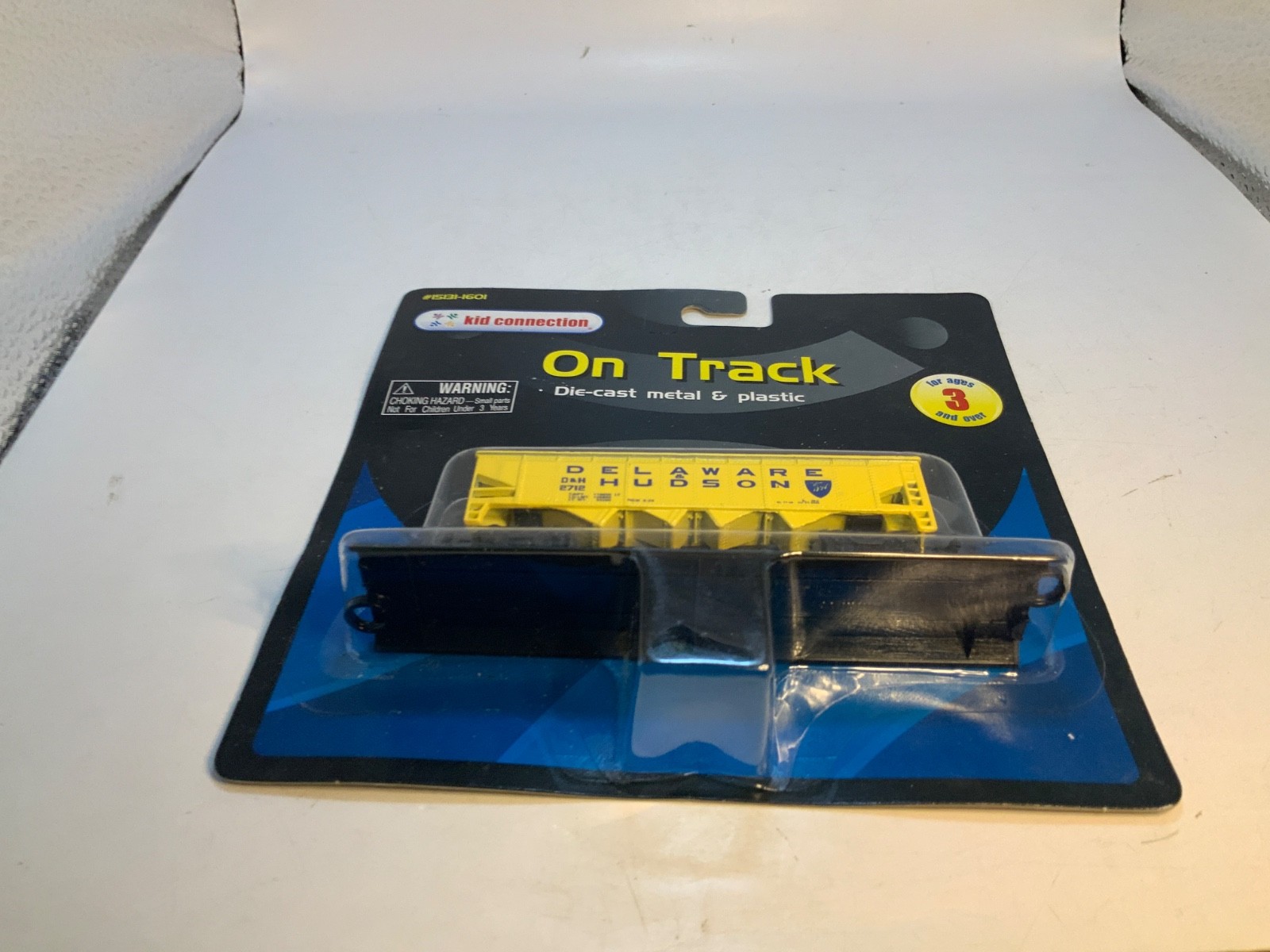 New Kid Connection On Track Yellow Delaware HUDSON train car Die-Cast
