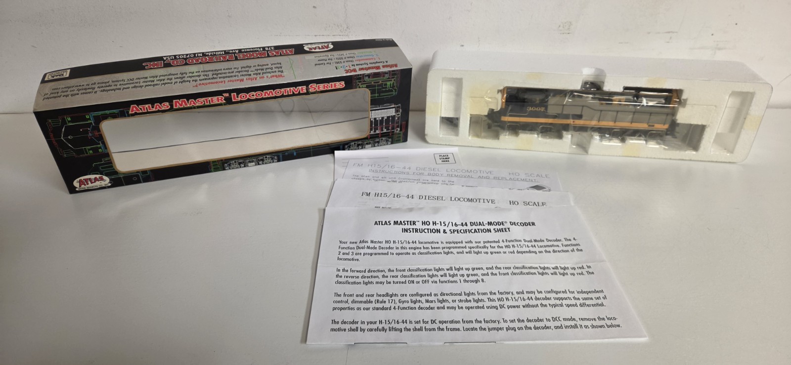 Atlas Master Series 9554 FM H16-44 Santa Fe #3007 W/DCC/DC/LED