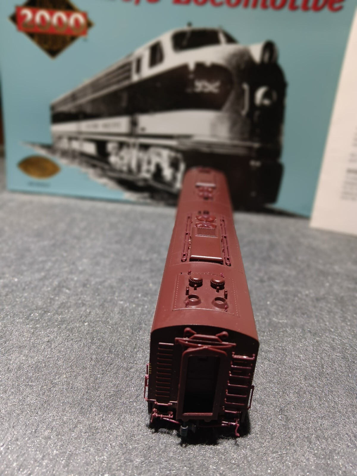 HO PROTO 2000 PRR E8/9 Diesel Loco  #5887 w/ Kadee Cplr, Assembled, Tested, NIB