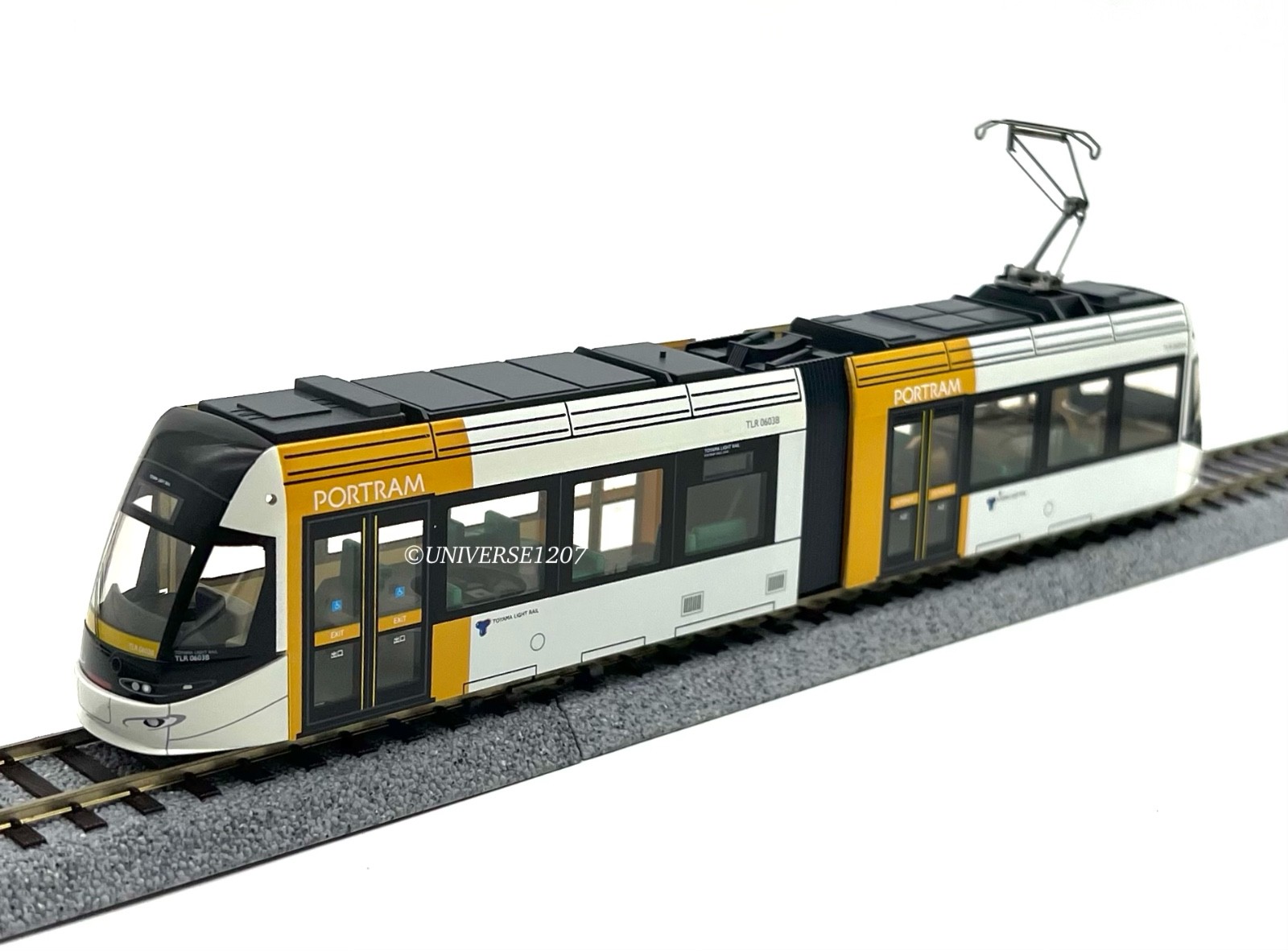 HO Scale Endo Toyama Light Rail Tram TLR0600 Yellow H0 Gauge Streetcar LRT VHTF