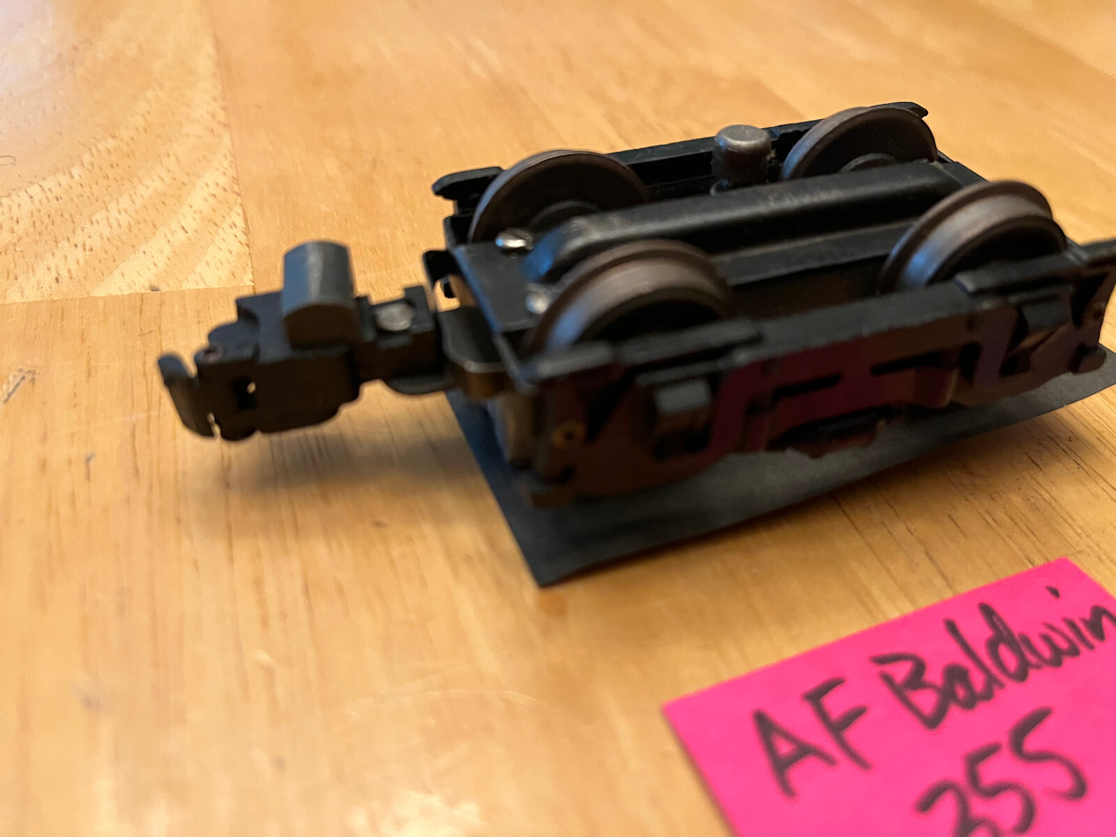 American Flyer Train 355 CNW Diesel Locomotive FRONT TRUCK ASSEMBLY PART LOT E