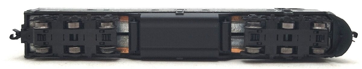 American Z-Line 62604-1 Z Scale New York Central E8A-E9A Diesel Locomotive #4038