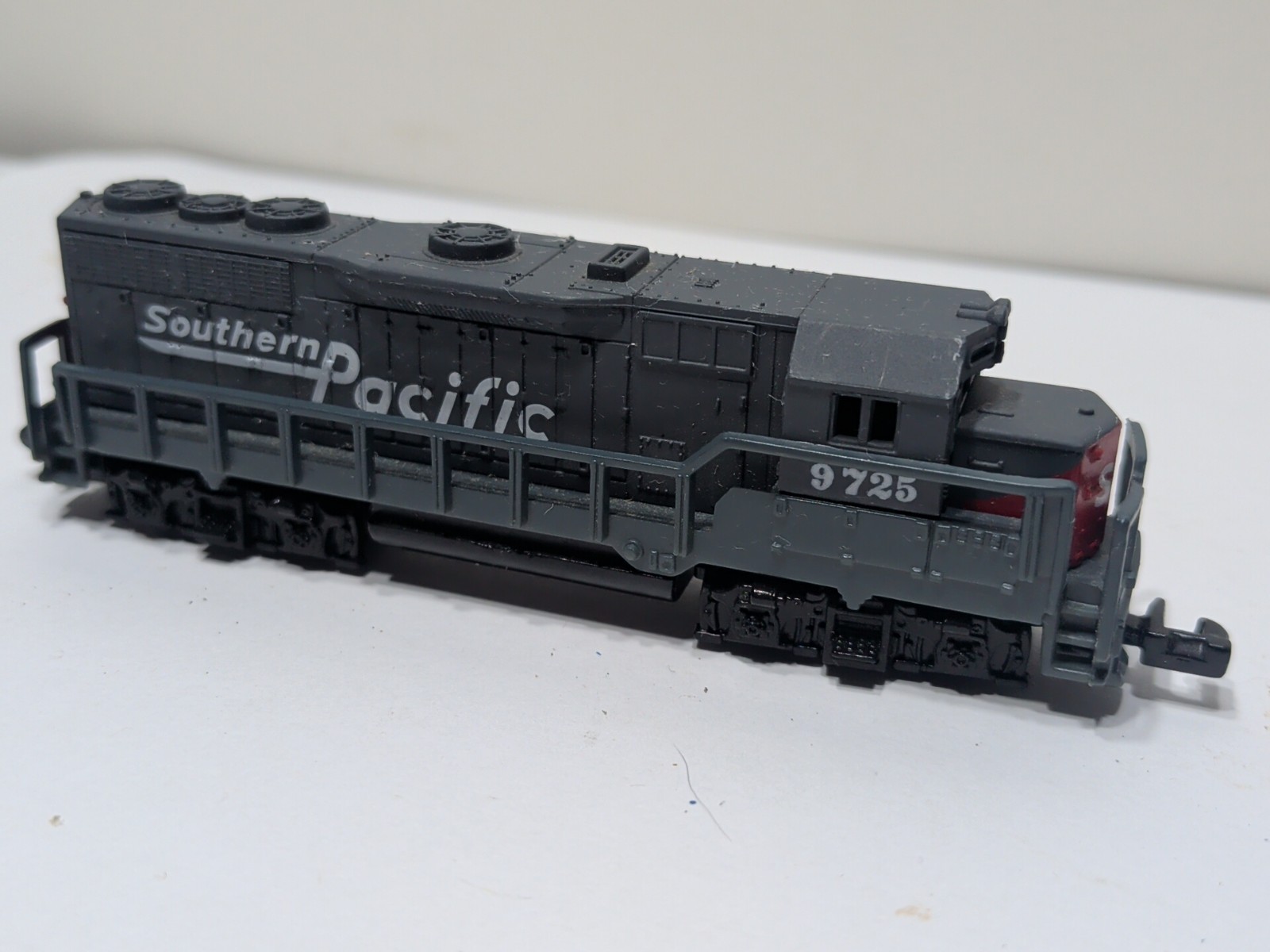 ✨VINTAGE✨ Southern Pacific Locomotive 9725, High Speed #418 UNTESTED