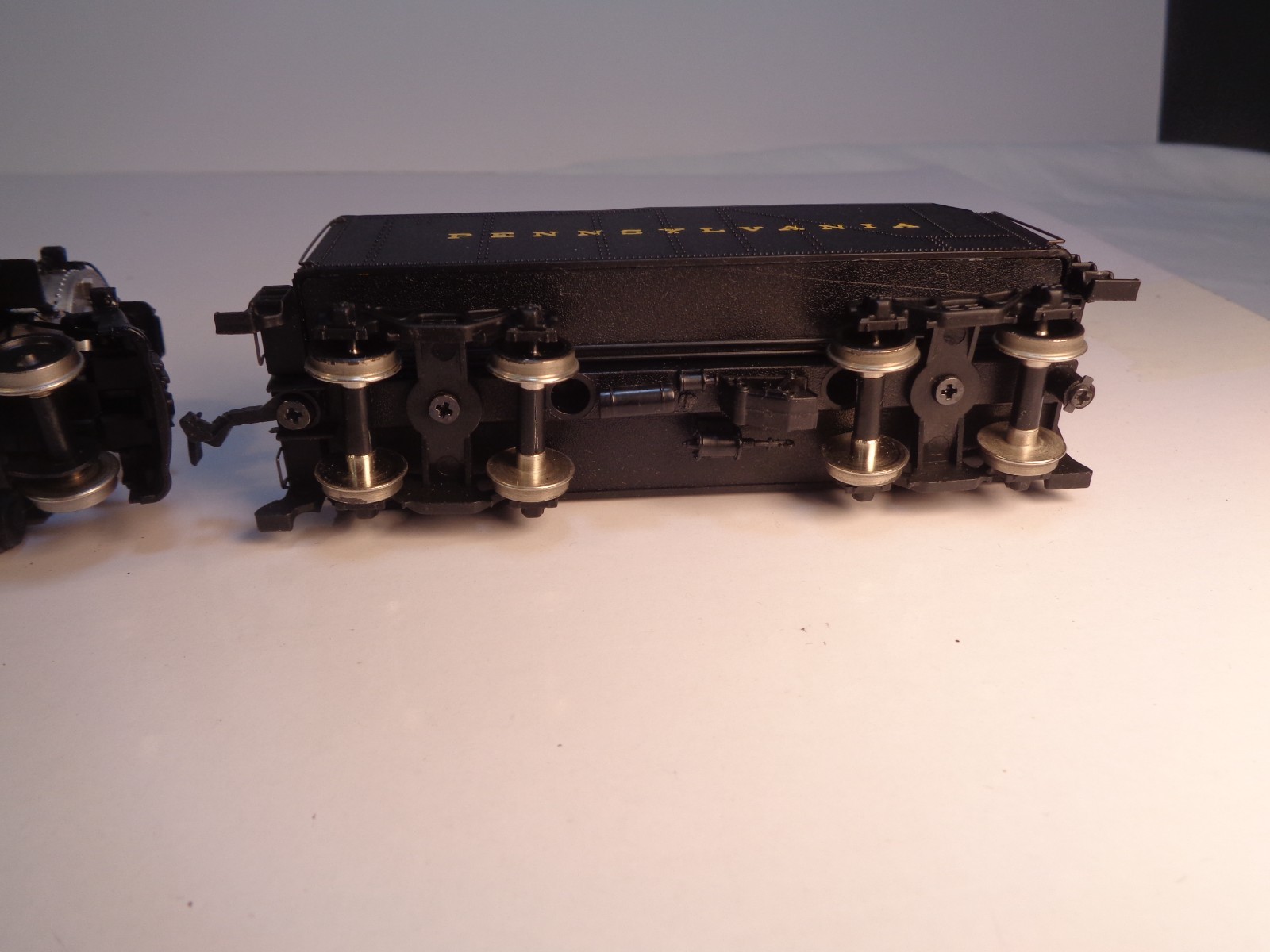 HO Bachmann Spectrum Pre-War PRR K-4 Pacific Steam Engine #1361-Needs Repair