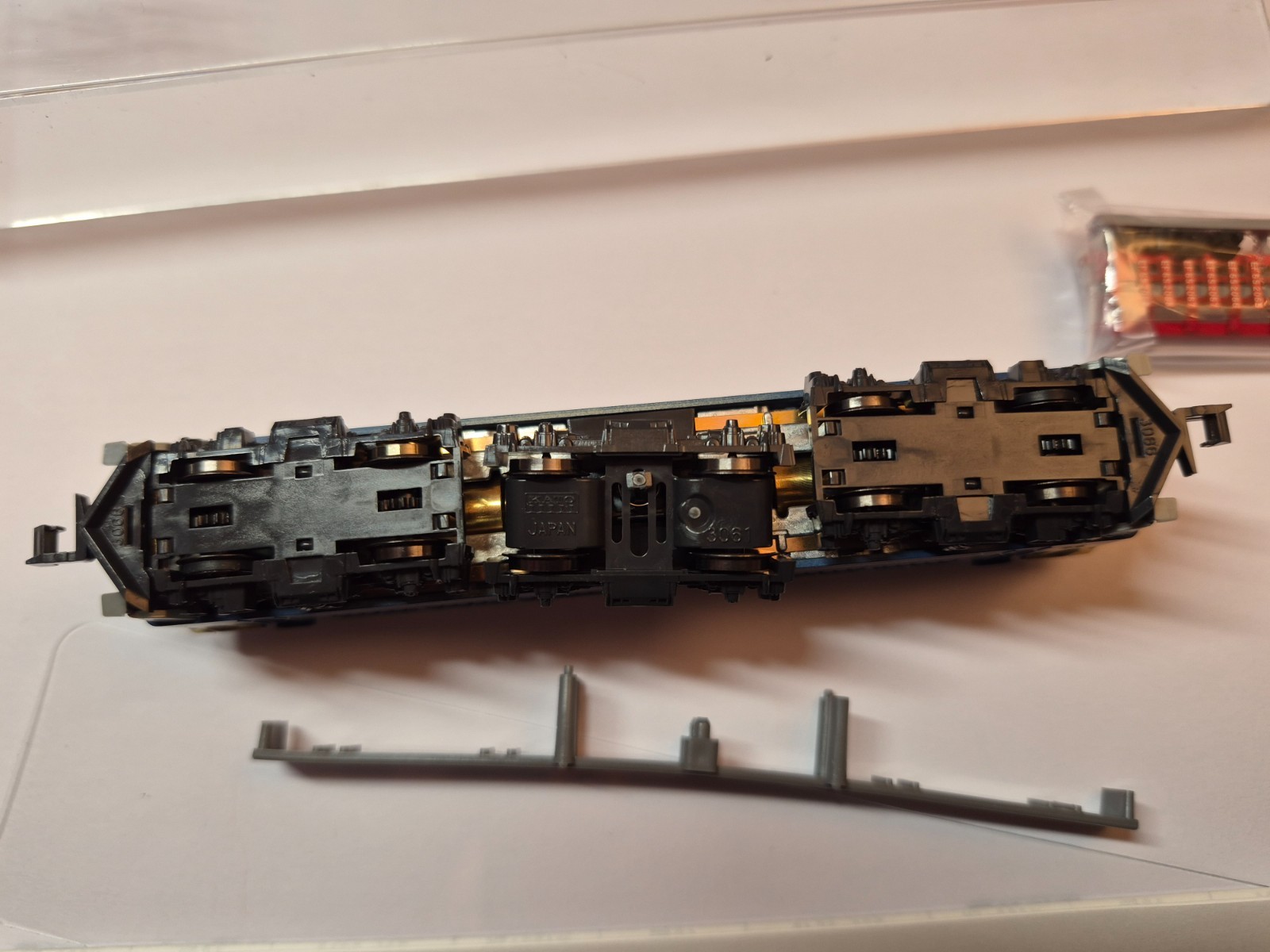 KATO 3061-5 EF65 2000 REVIVED COLOR JAPAN RAIL FREIGHT ENGINE N SCALE NIB