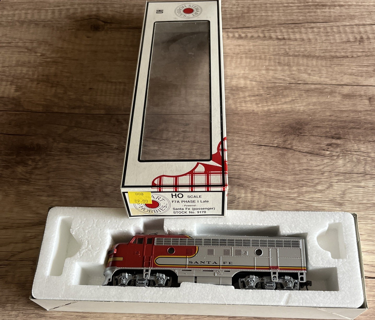 HO Stewart Hobbies 9170 Santa Fe F7A Powered Diesel Locomotive Engine Tested