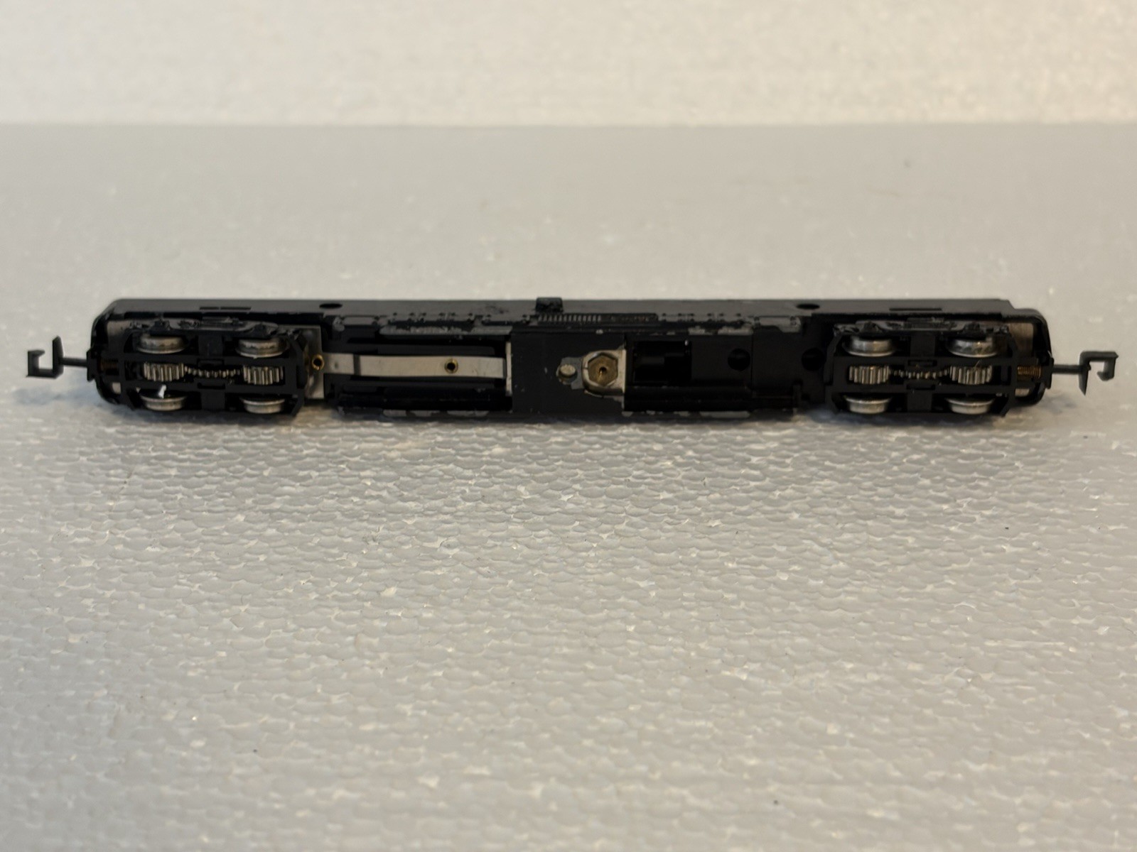 Bachmann Powered Metroliner N Scale – Not Working – For Parts or Repair