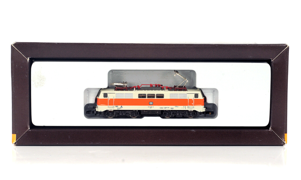 MARKLIN MINI-CLUB 8855 Z Gauge BR Class E 111 133-5 DB Electric Locomotive