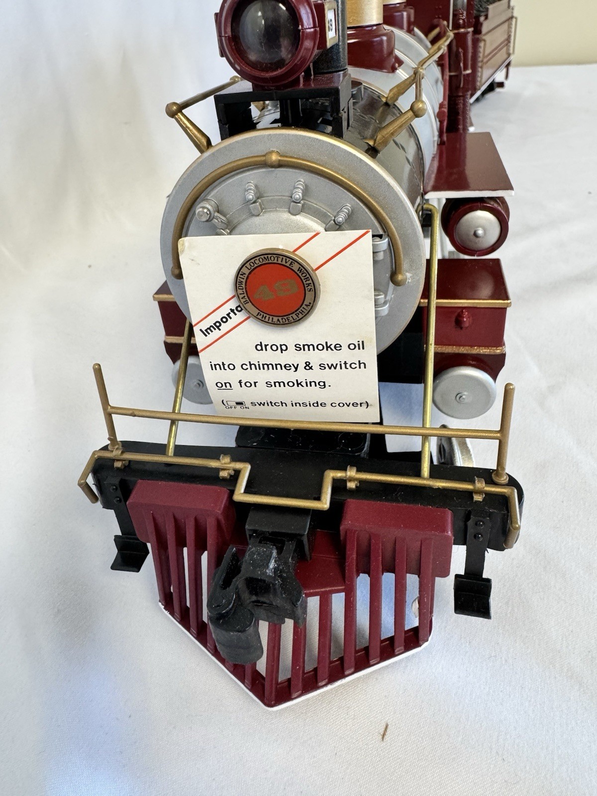Bachmann Big Hauler Atchison Topeka & Santa Fe Locomotive 49 and Tender