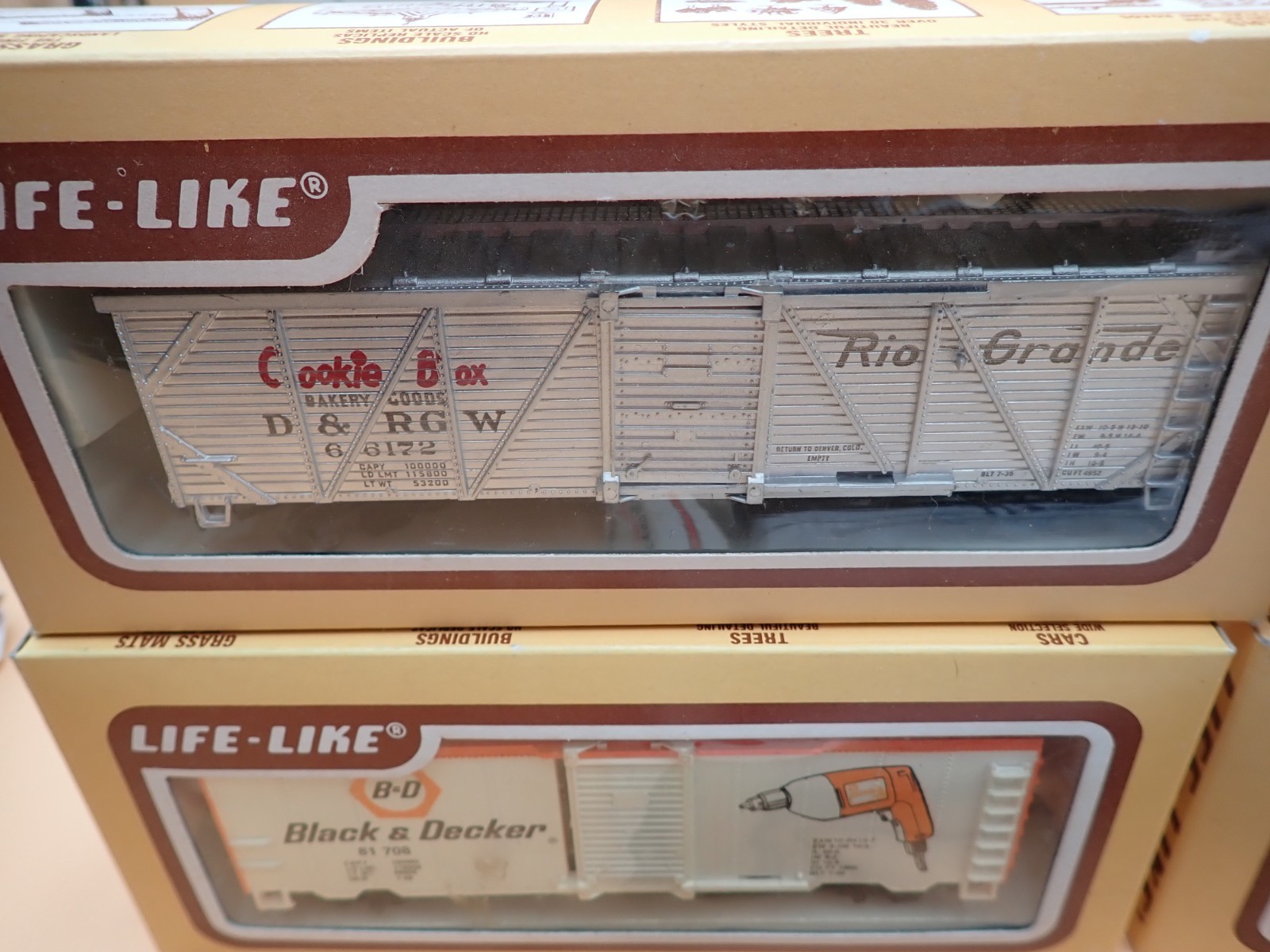 HO Train Cars Life-Like Cookie Box, Maine Potatoes, Black & Decker, Hudsons + 1
