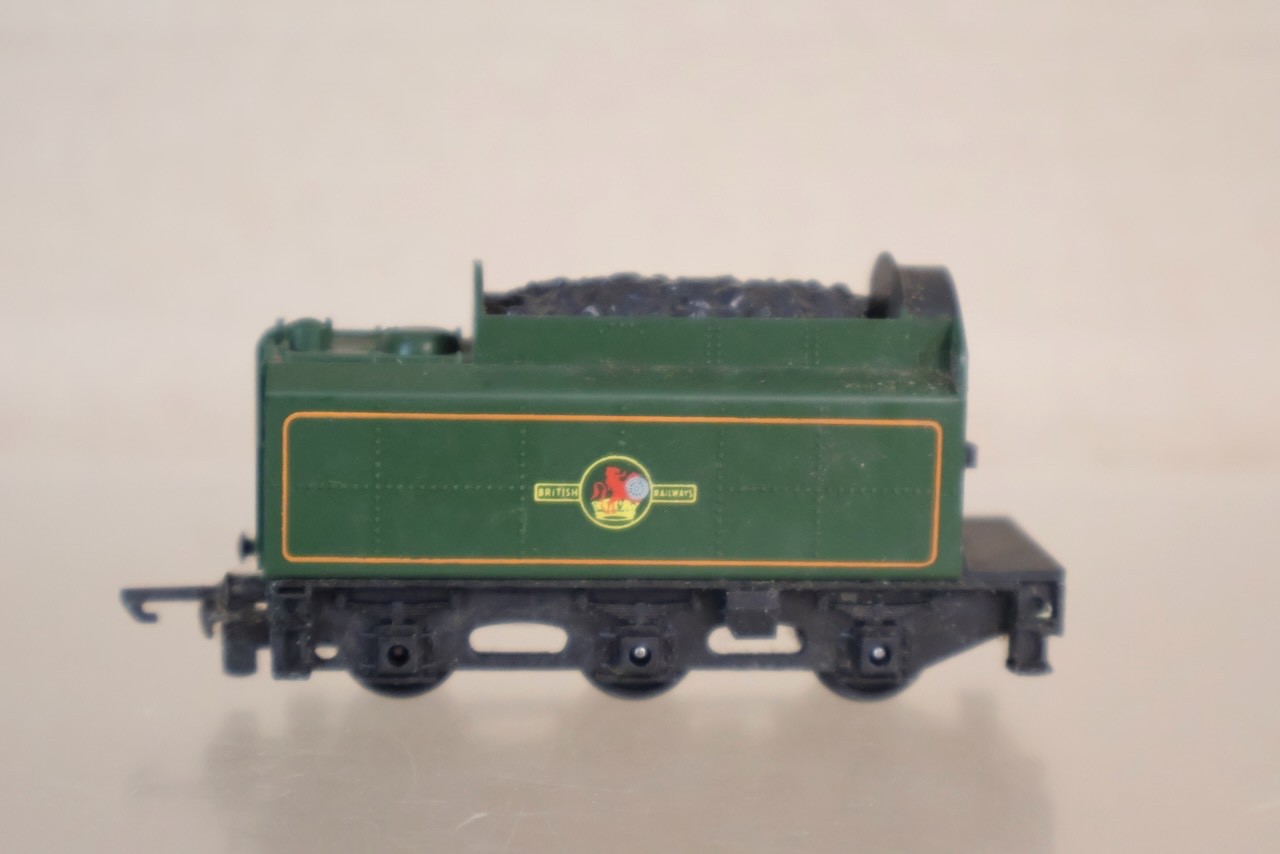 TRIANG T98 TT TENDER for T97 BR 4-6-2 BRITANNIA LOCOMOTIVE 70000 & BOADICEA op
