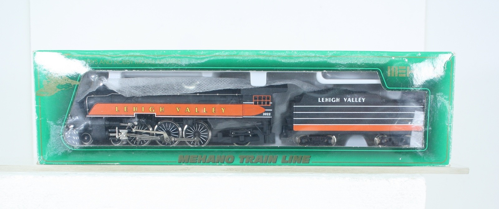 HO Scale Mehano Lehigh Valley Semi Streamlined $-6-2 Pacific Asa Packer #2022