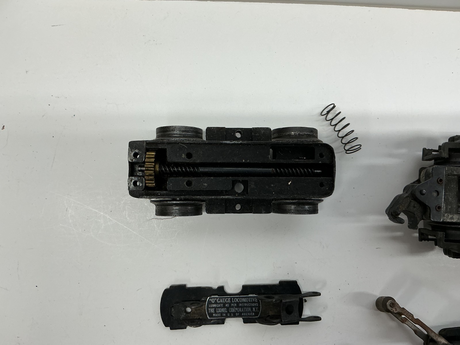 LIONEL ASSORTED F3 TRUCK PARTS