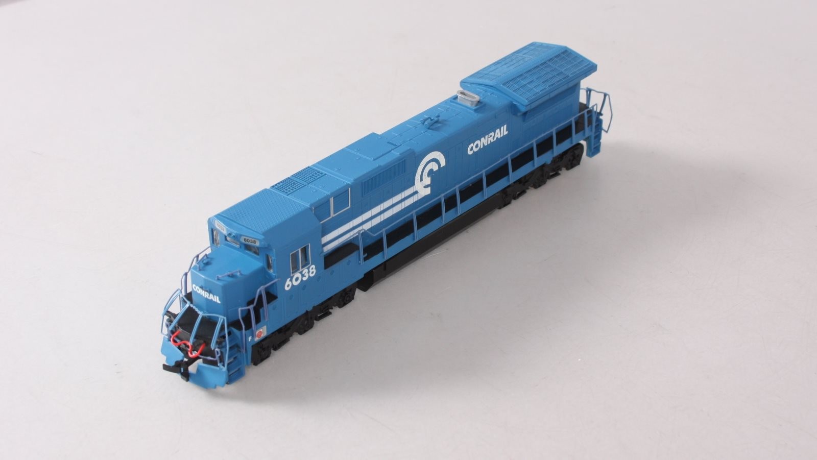 Bachmann 85013 HO Conrail GE Dash 8-40C Diesel Locomotive #6038 EX/Box