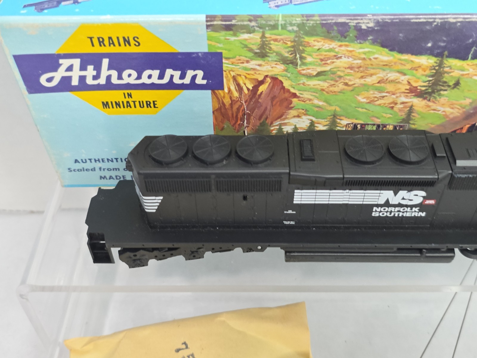 Athearn HO Scale 4426 Norfolk Southern NW 6078 SD-40-2 Diesel Locomotive EX/Box