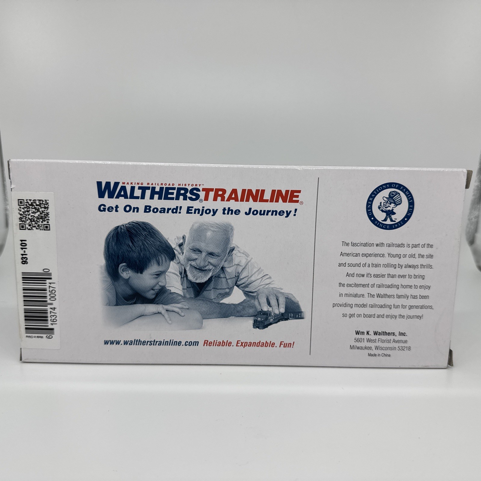 Walthers Trainline 931-101 HO Scale EMD GP9M Burlington Northern #1709 NIB