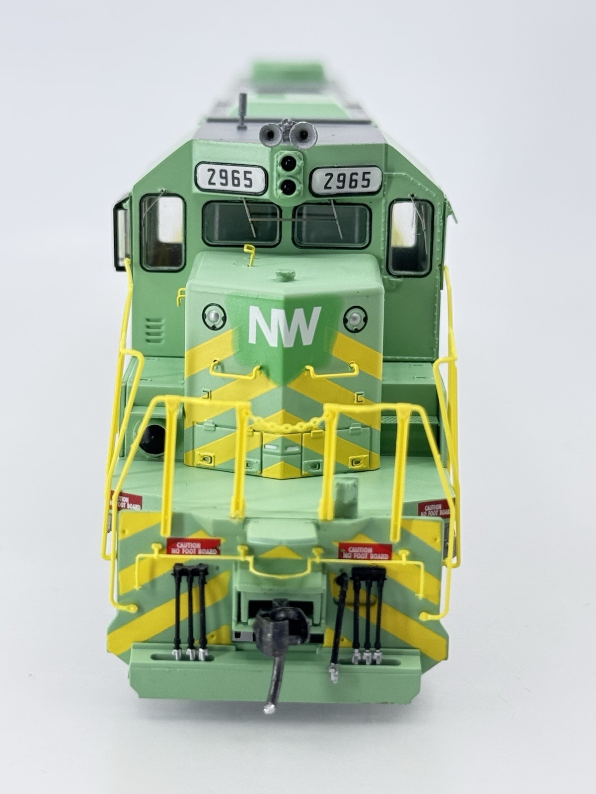 HO Athearn RTR 64399 Norfolk & Western SD39 Powered Diesel Locomotive N&W #2965