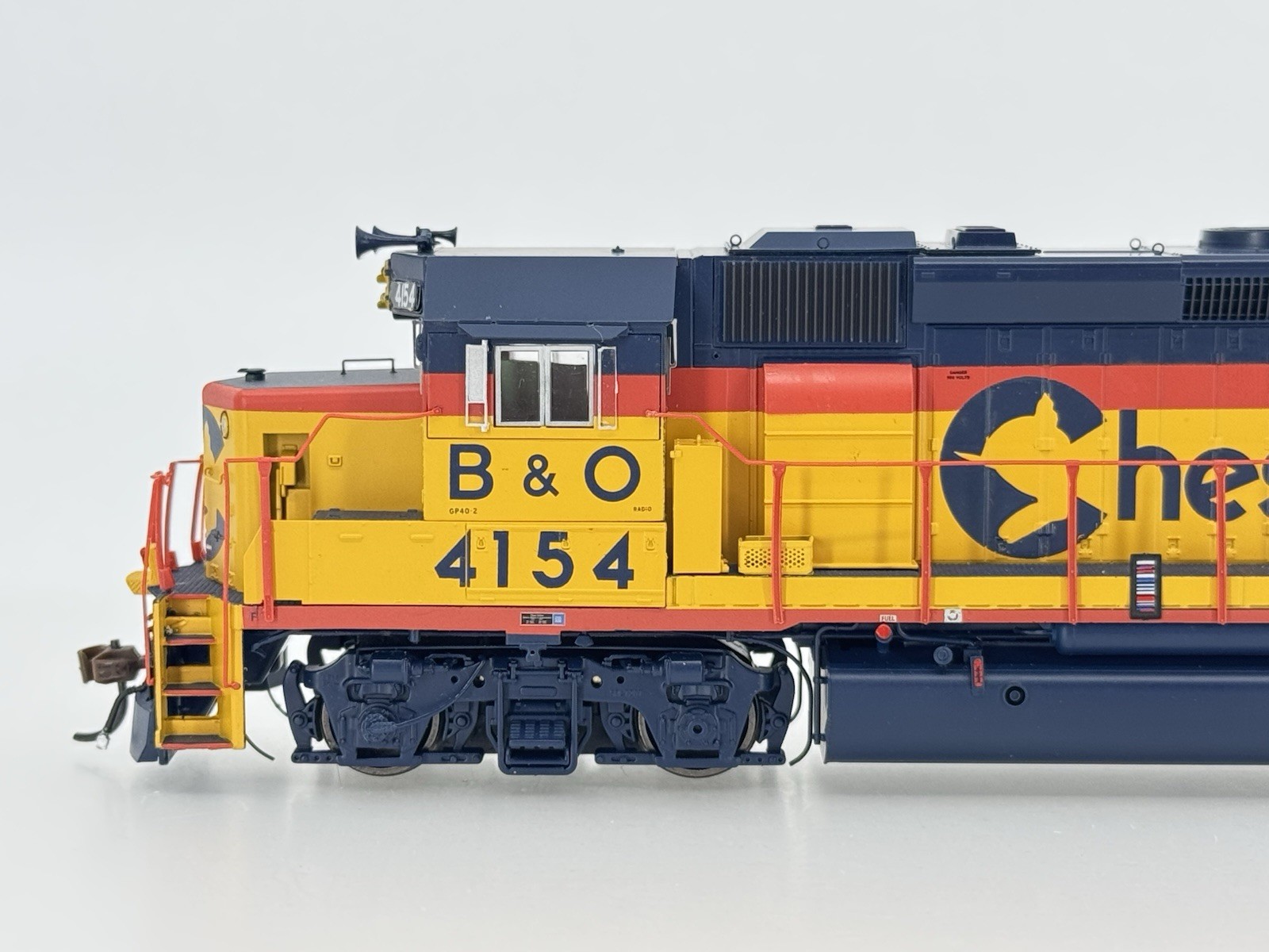 HO Athearn Genesis G65758 Chessie System GP40-2 Locomotive B&O #4154 DCC SOUND