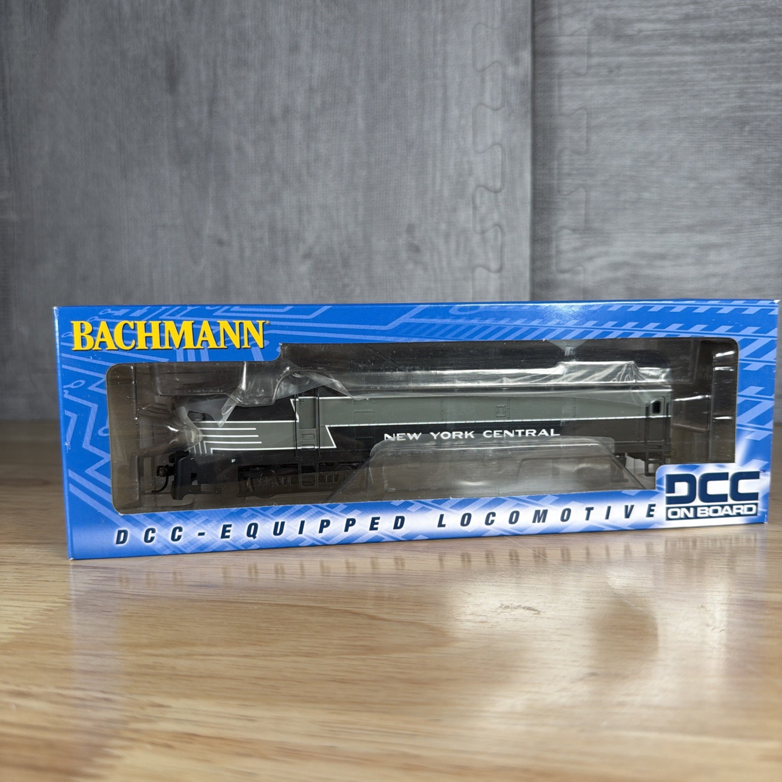 Bachmann 61803 HO Baldwin RF-16 Shark NYC A Unit Diesel Loco DCC Fitted