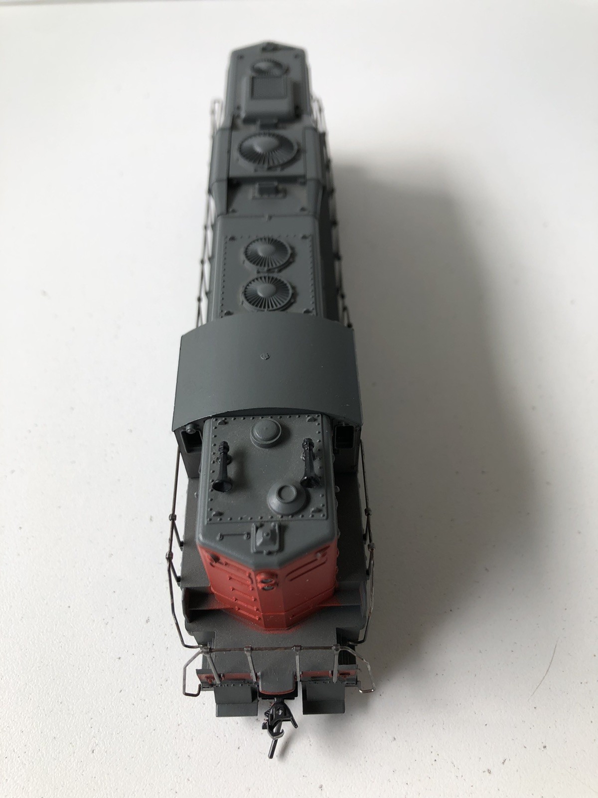 ATHEARN #3153 HO Southern Pacific GP-9 Powered Diesel Locomotive #3702