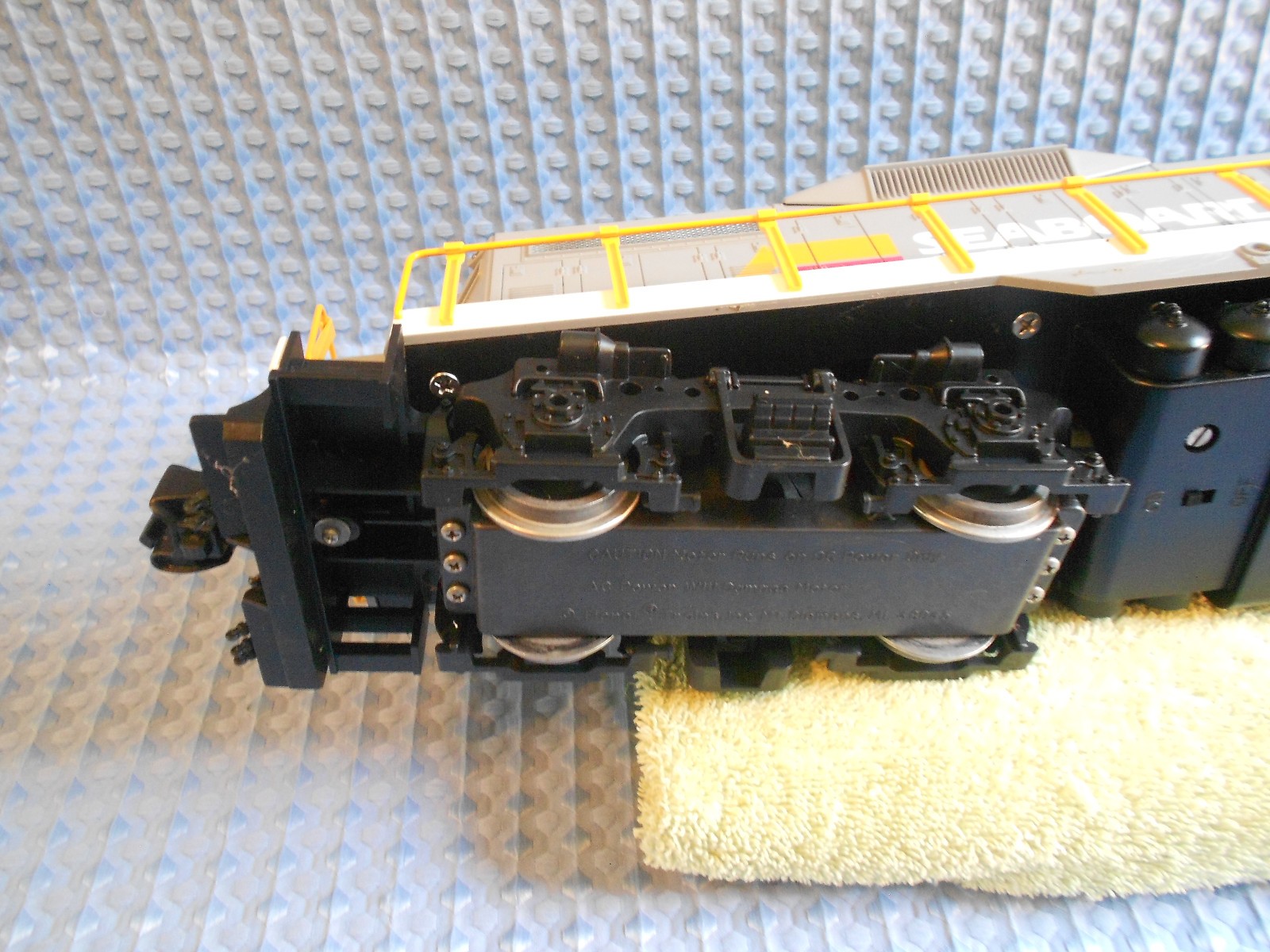 LIONEL 8-85000 G Scale SEABOARD SYSTEM GP-9 DIESEL LOCOMOTIVE LIONEL 8-85000