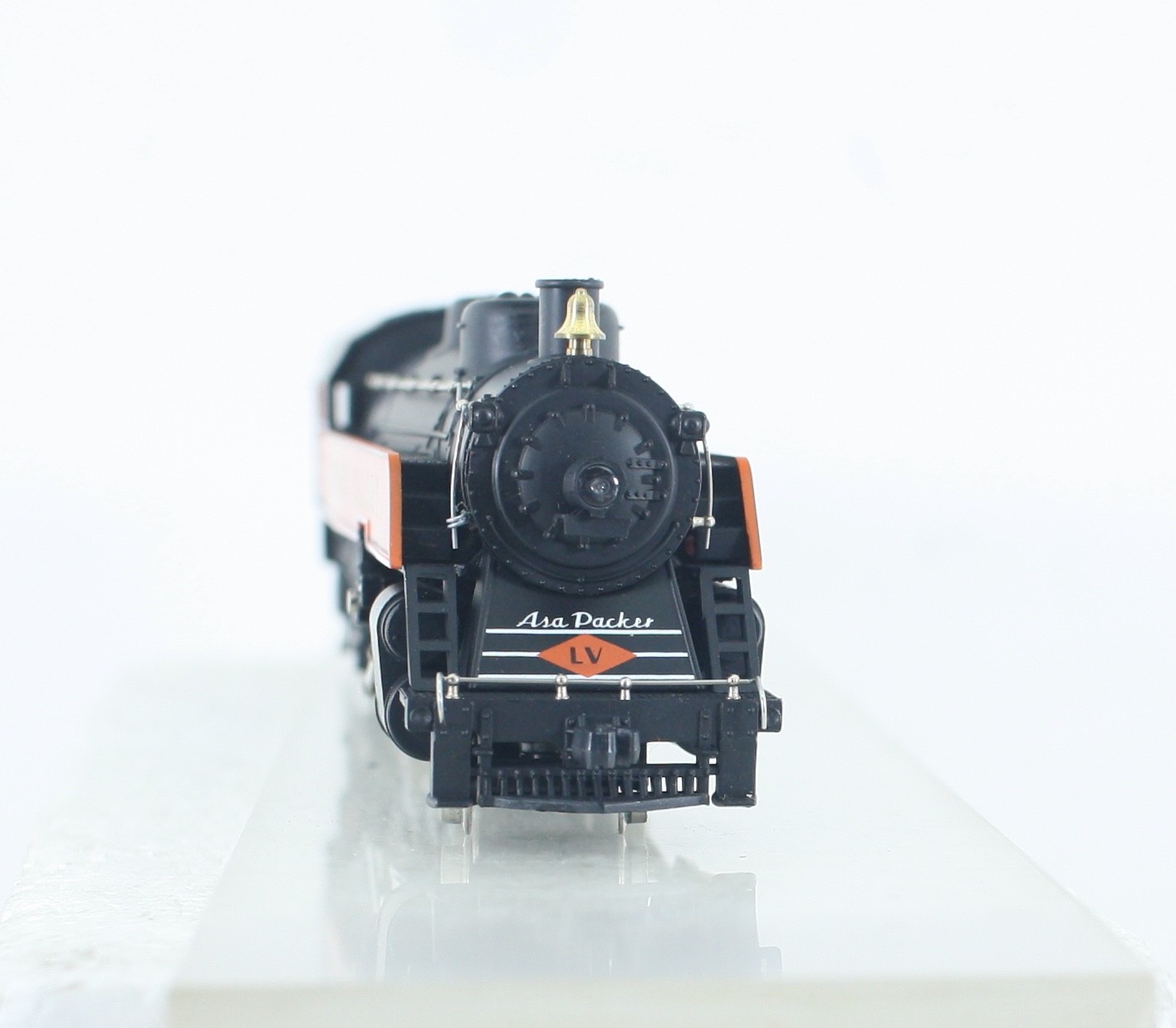 HO Scale Mehano Lehigh Valley Semi Streamlined $-6-2 Pacific Asa Packer #2022