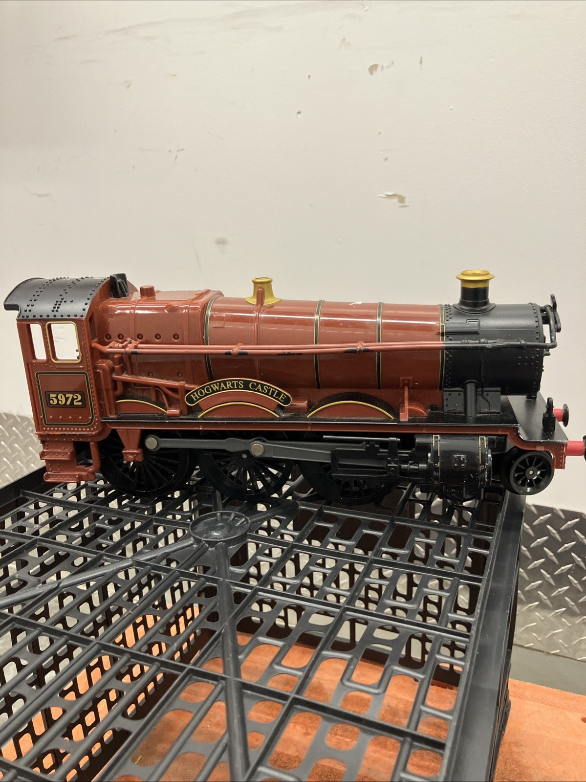 Lionel Harry Potter Hogwarts Locomotive O-Gauge Train 5972