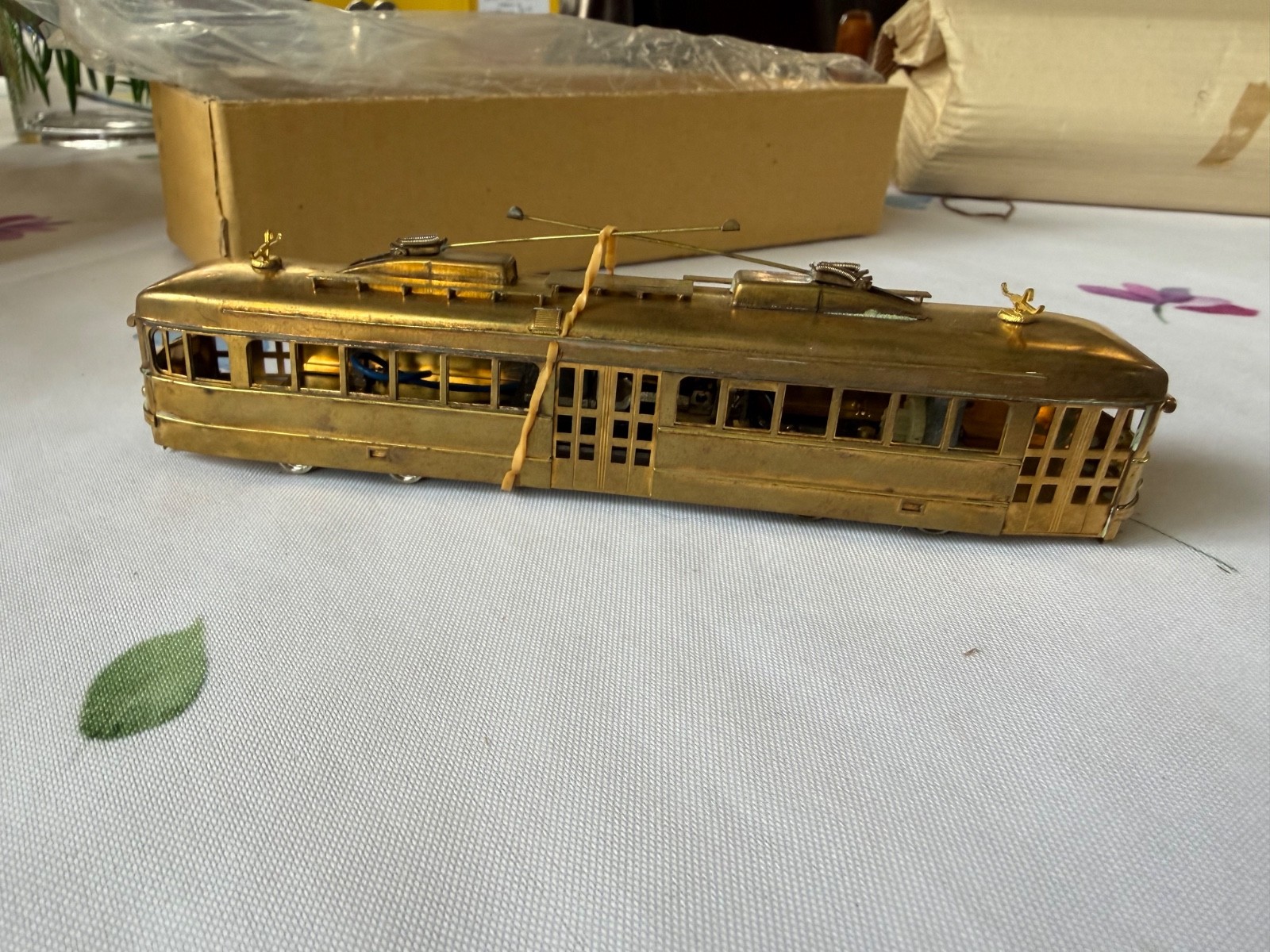 HO SUYDAM #5001 PACIFIC ELECTRIC DOUBLE-END “P.C.C.” STREETCAR ( POWERED)
