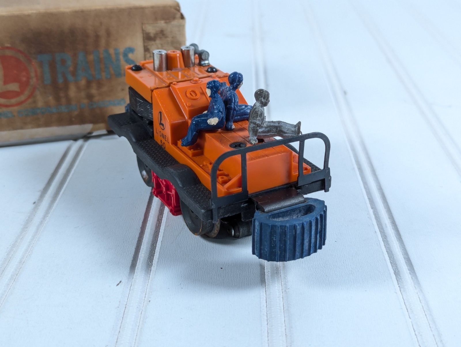 Lionel #50 O Gauge Gang Car Motorized Track Maintenance Orange w/ Original Box
