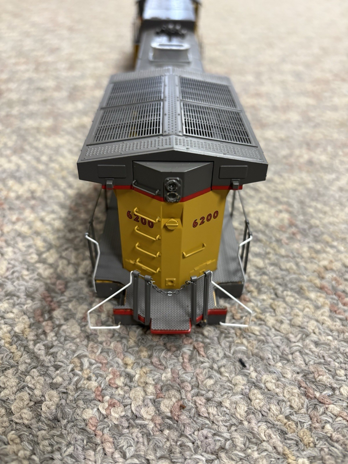 + MTH O Scale Premier Union Pacific #6200 AC4400cw Diesel Engine Shell For Parts