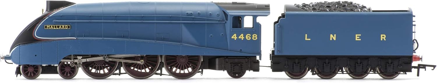 Hornby R3395TTS RailRoad LNER, A4 Class, 4-6-2, 4468 ‘Mallard’ Steam Locomotive