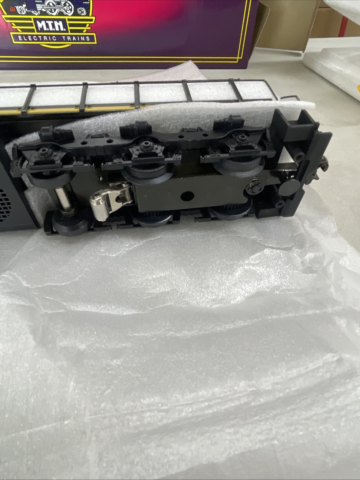 MTH MT-2110L Nickel Plate Road Cab No. 350 EMD SD-9 W/Proto OB Cab 350