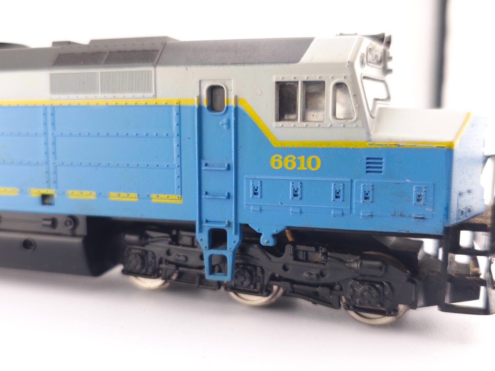 READ HO Scale AHM Mehano Baltimore & Ohio B&O FP45 DUMMY Diesel Locomotive 6610