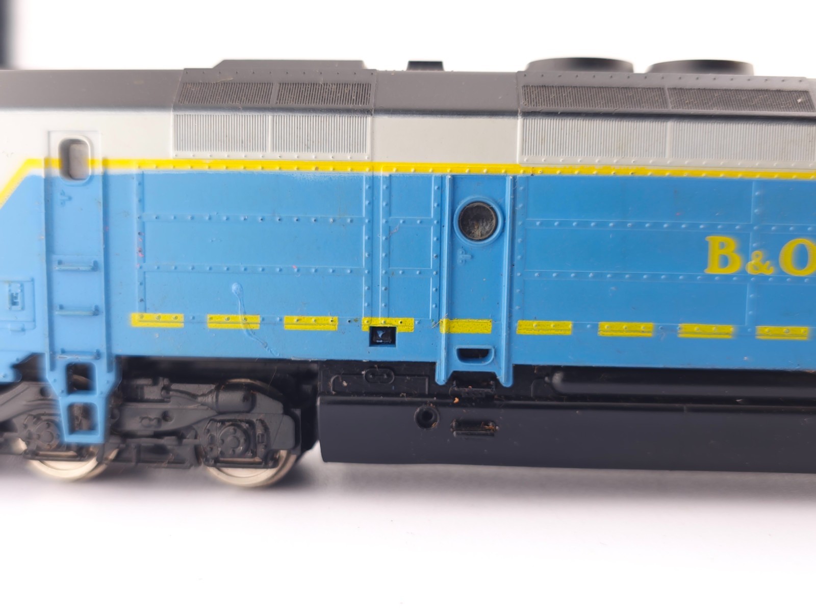 READ HO Scale AHM Mehano Baltimore & Ohio B&O FP45 DUMMY Diesel Locomotive 6610