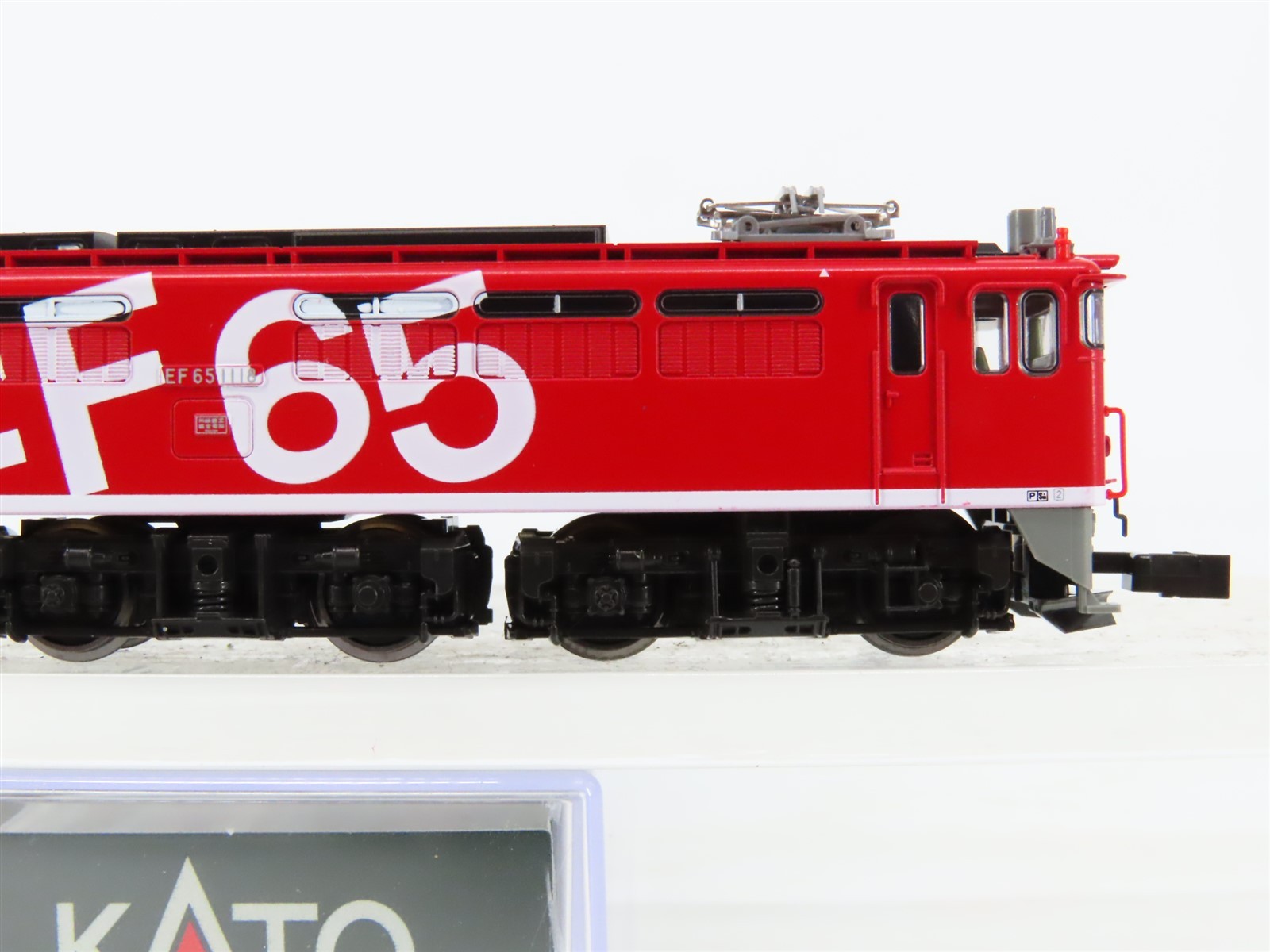 N Scale KATO 3061-9 JR Japan Railways “Rainbow Paint” Class EF65 Electric #1118