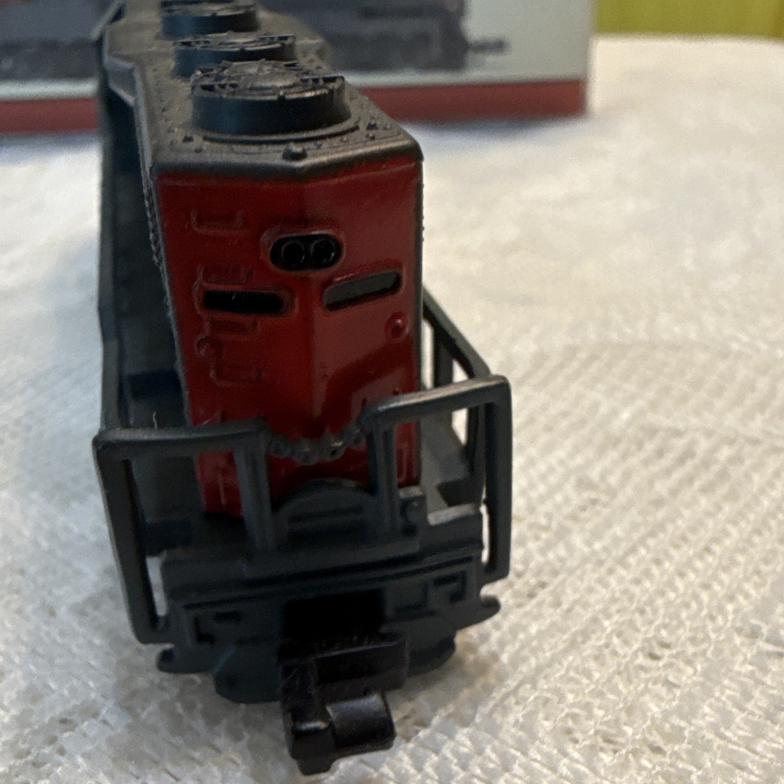 VNT Southern Pacific Locomotive #9725 N Scale Dummy Engine (High Speed No. 418)