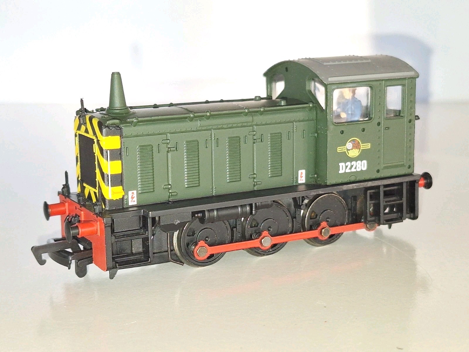 Bachmann 31337 04 Diesel Loco. New Old Stock. Mint Cond.2 Rail DC Boxed.OO Scale