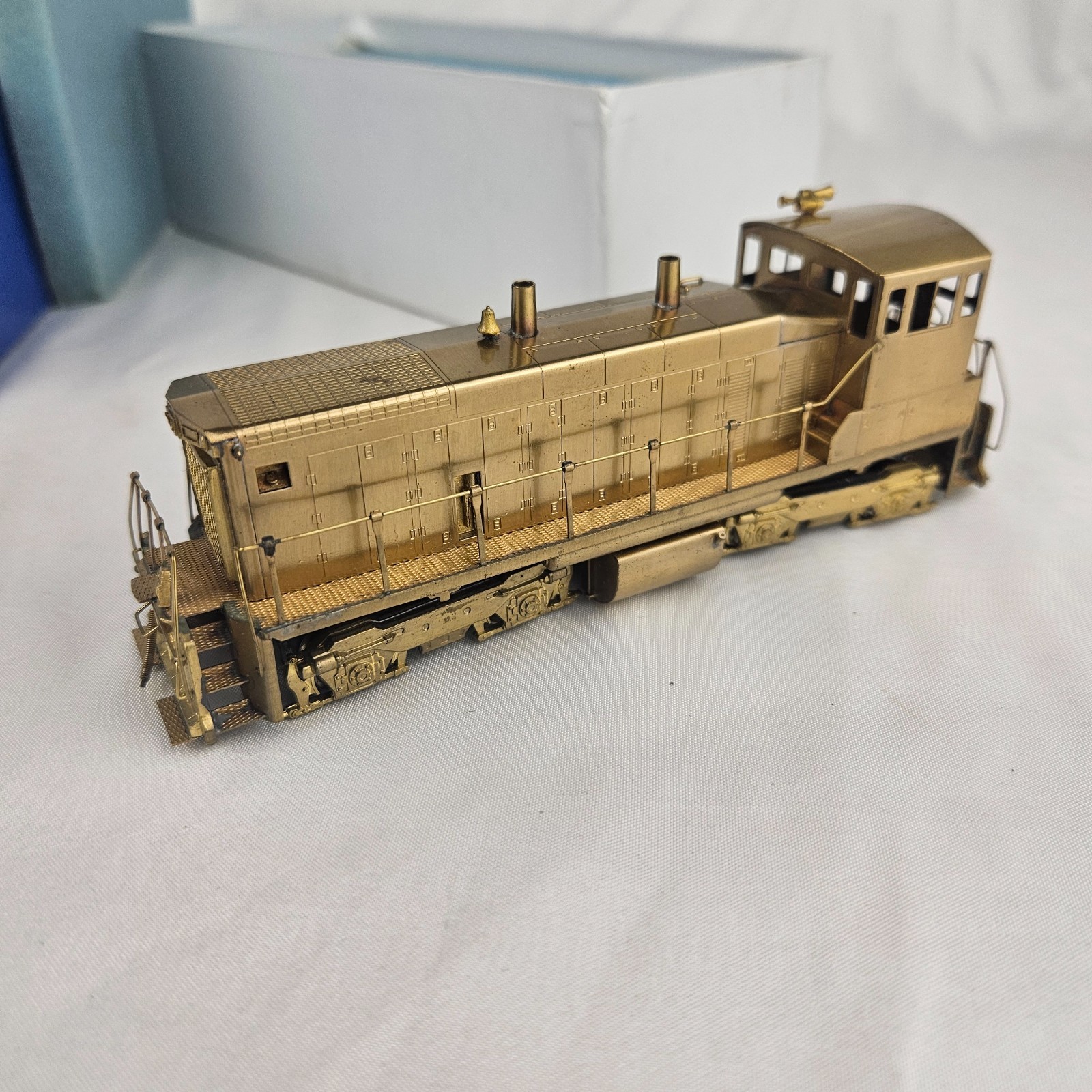 Alco E.M.D SW-1500 Brass HO Diesel Switcher Locomotive
