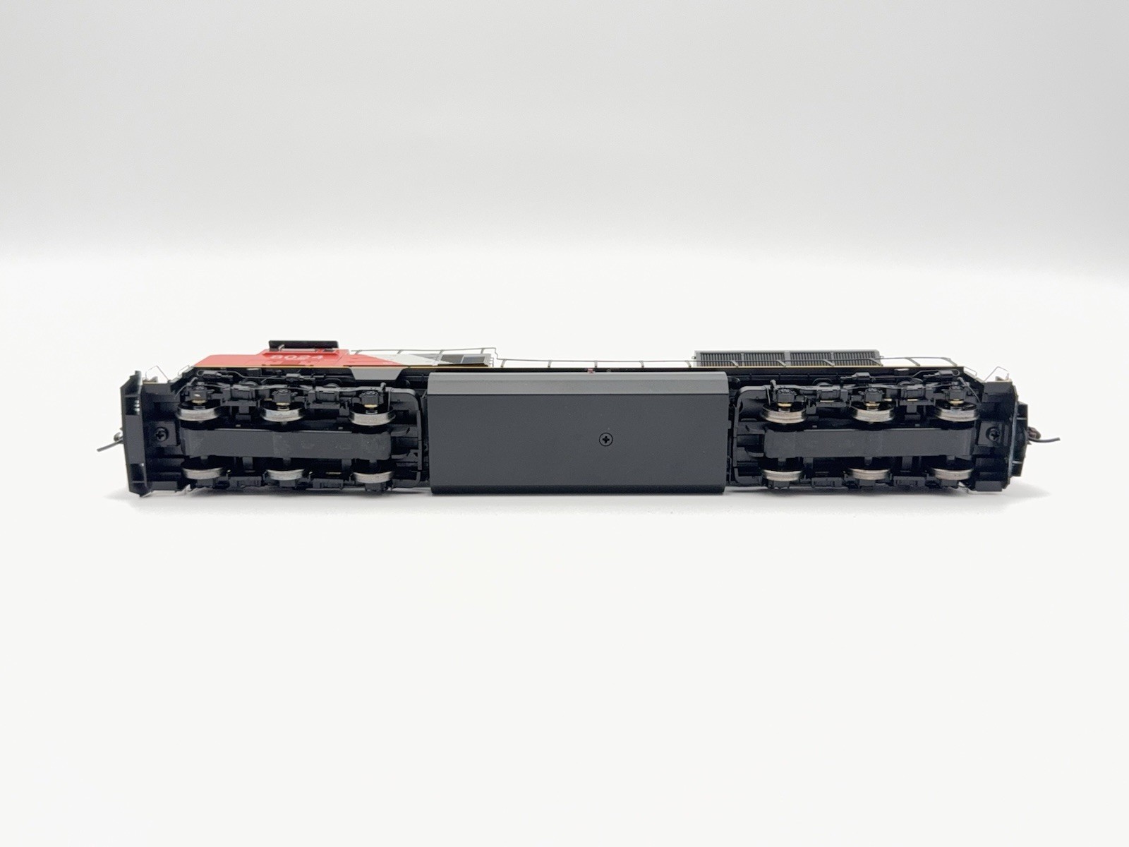Genesis – HO – CN – EMD SD70M-2 Diesel Loco #8024 – Train G68628