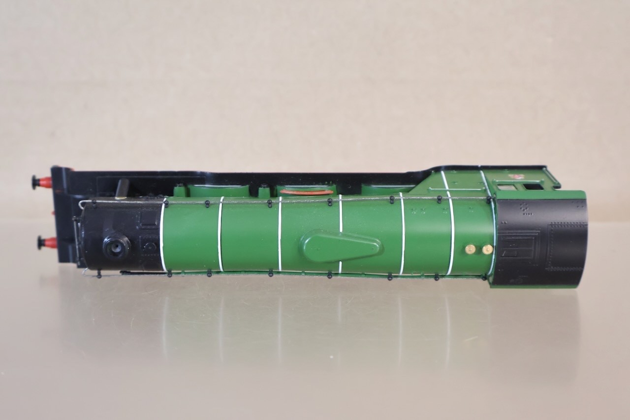 HORNBY R074 BODY for LNER 4-6-2 CLASS A3 LOCOMOTIVE 4472 FLYING SCOTSMAN op