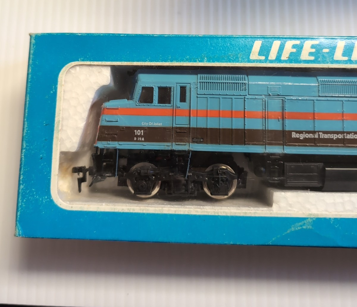 Life like Regional Transportation Authority Joliet #101 HO Locomotive VINTAGE
