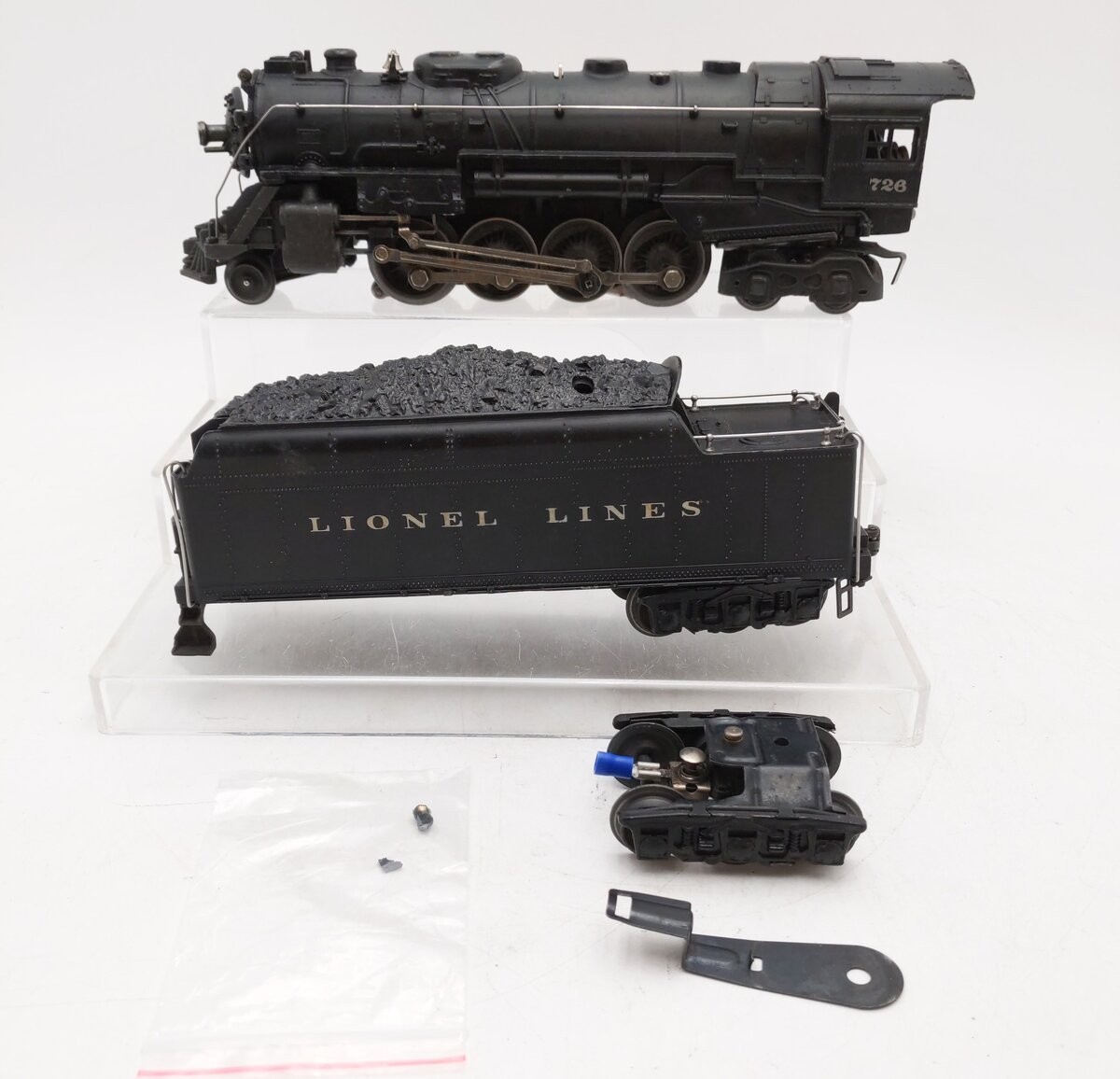 Lionel 726 Vintage O Berkshire 2-8-4 Steam Locomotive & 2426W Tender