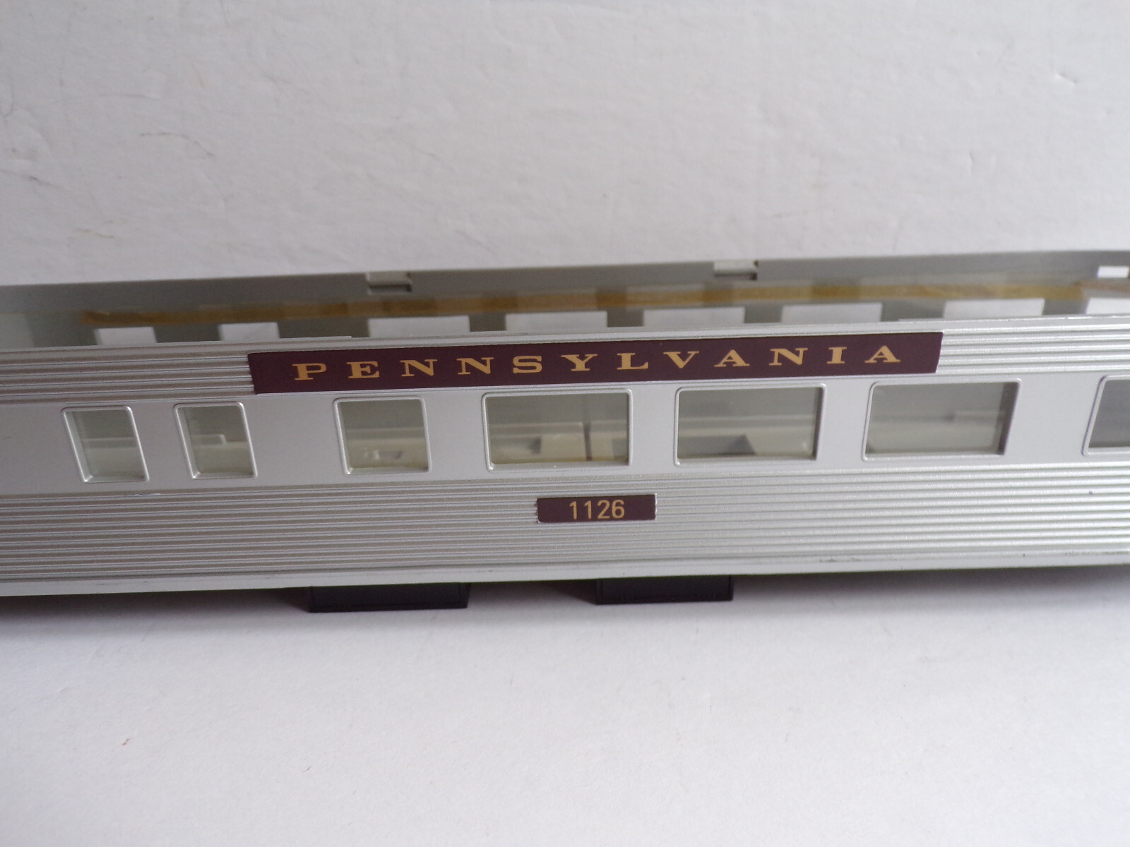 MTH Pennsylvania 1126  Shell  – O gauge Coach. For repair and restoration.