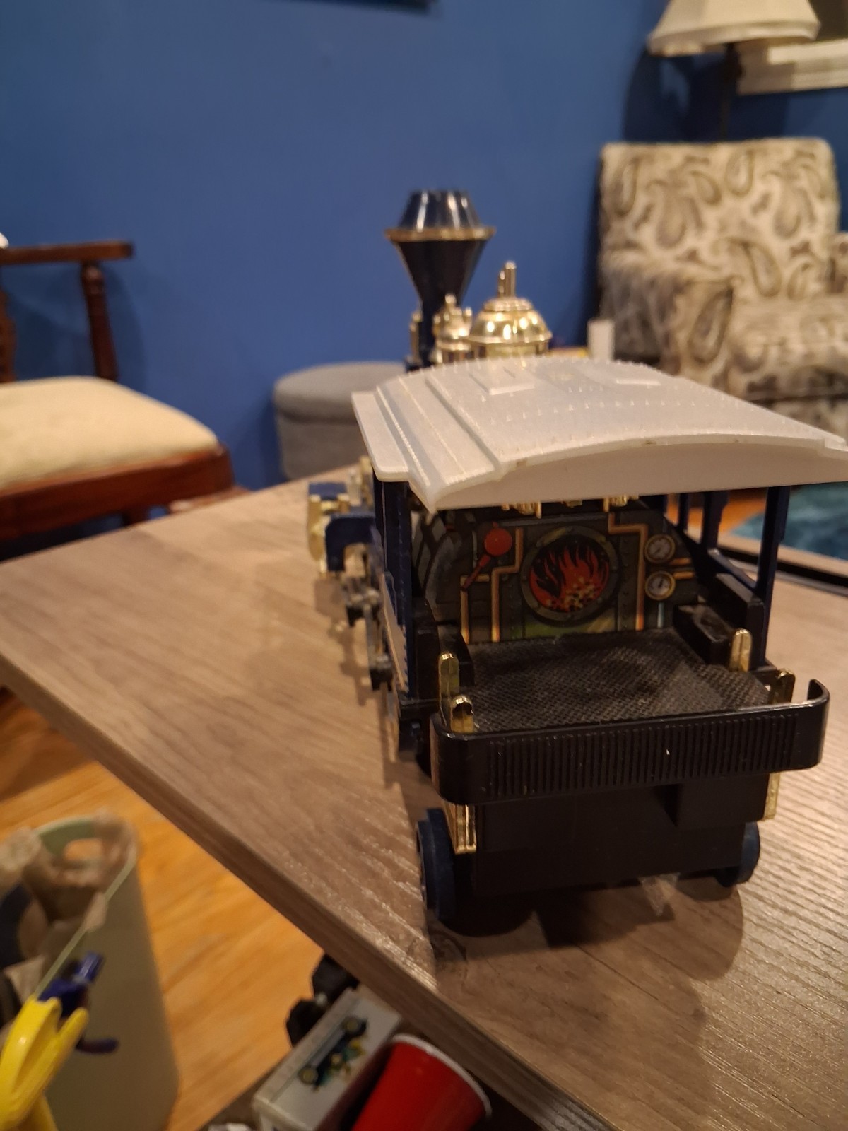 Vintage 1981 New Bright Royal Blue Locomotive Smoking, Battery-Operated with…