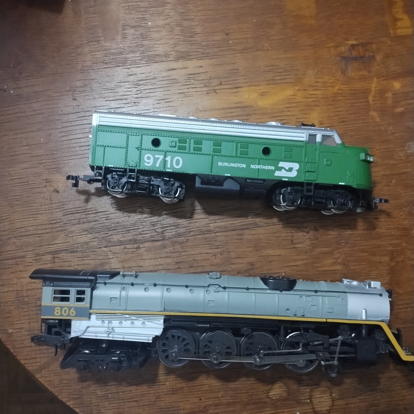 2 Bachman Locomotives Lot, 9710 & 806, Untested